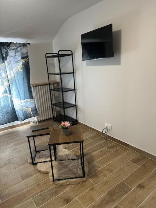 Charmante Studio Ligne 13 Tram 5 Saint Denis П'єррфітт-сюр-Сен Екстер'єр фото